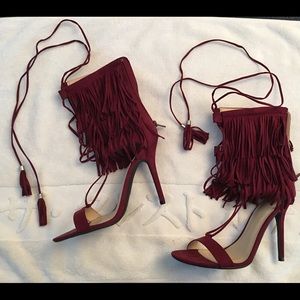 'WINDSOR' fringe heels