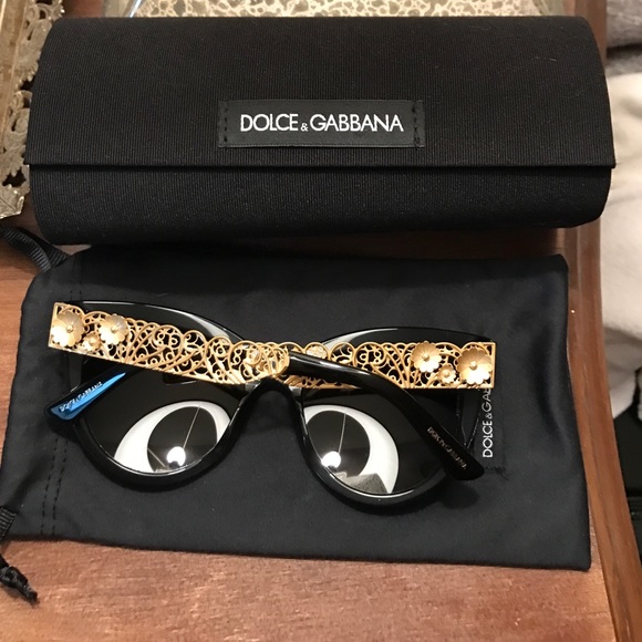 DG4211 Dolce & Gabbana Sunglass - Picture 2 of 4