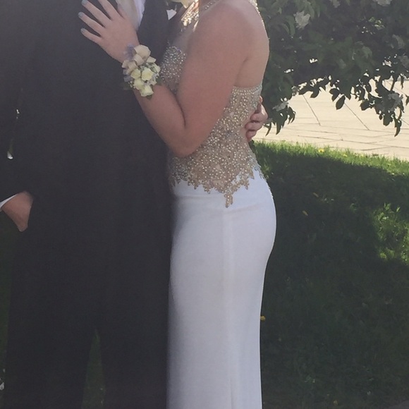 Tiffany Designs prom dress size 6 - Picture 4 of 4