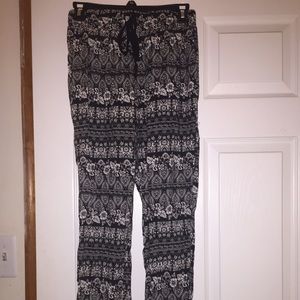 Patterned beach pants