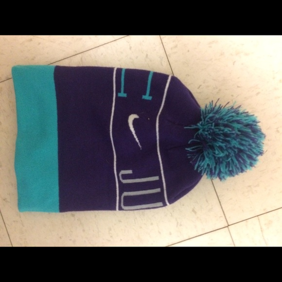Nike beanie hat