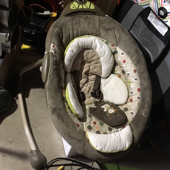 Baby swing