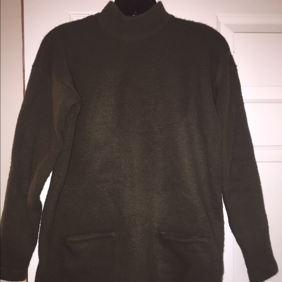 Olive turtle neck