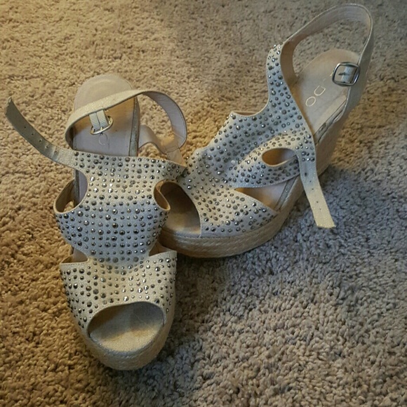 Aldo wedges