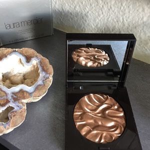 Laura Mercier face illuminator in seduction