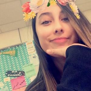 Meet your Posher, Leslie