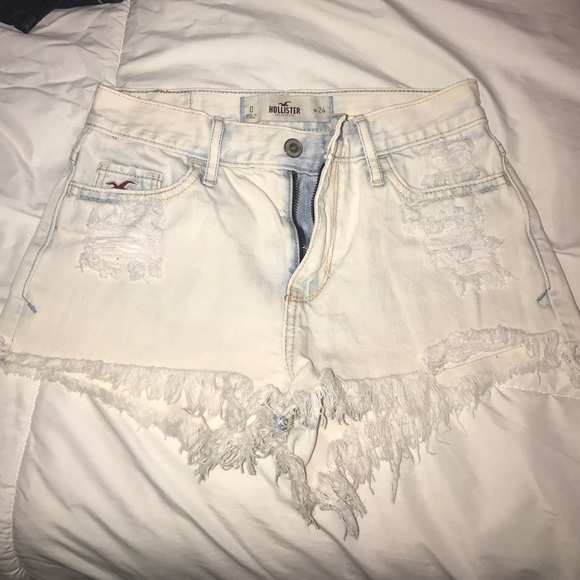 Hollister high waisted shorts!