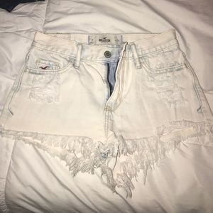 Hollister high waisted shorts!