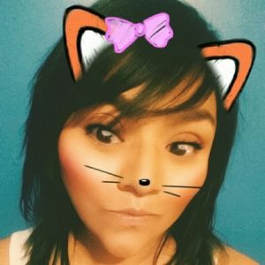 Meet your Posher, Lorena