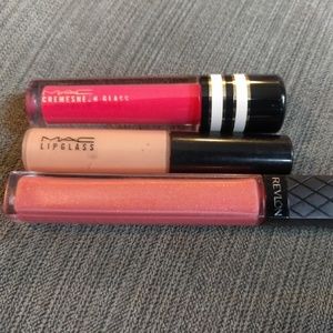 Lipgloss bundle! 3 glosses (MAC/Revlon)