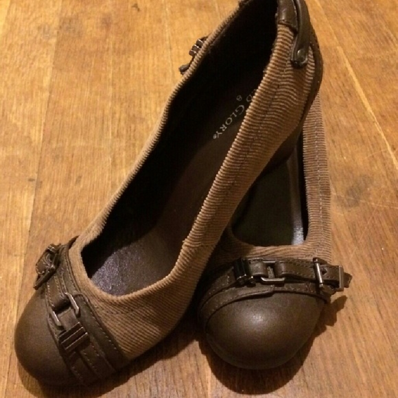 Faded Glory Brown Wedge