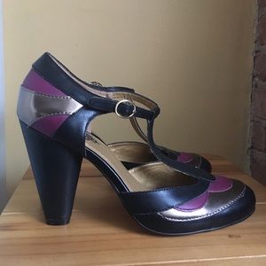 Seychelles T Strap Heels with Gold Detail