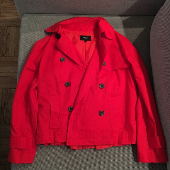 G2000 red short wind coat