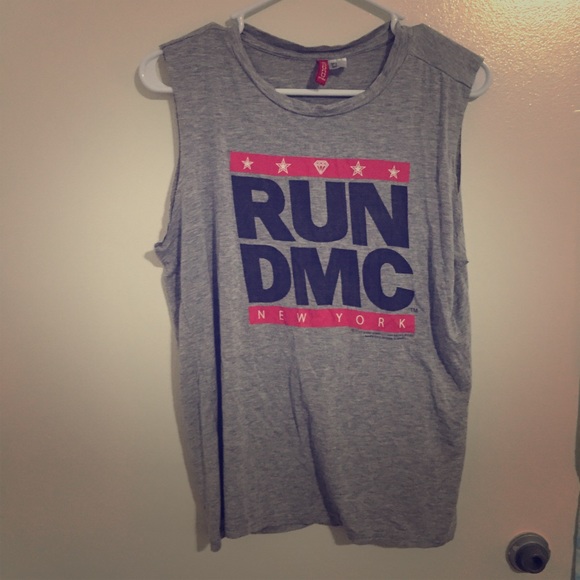 H&M muscle tee