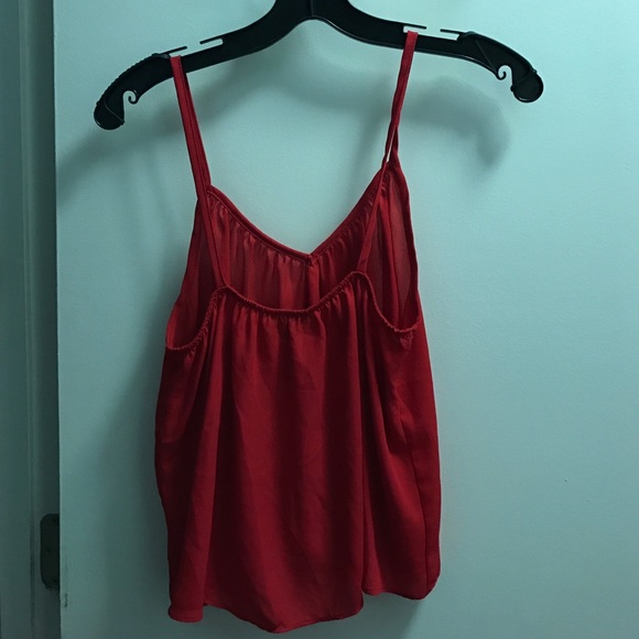 Small Red Top - Picture 2 of 3