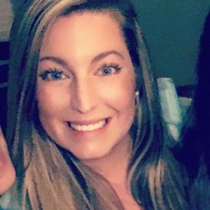 Meet your Posher, Courtney