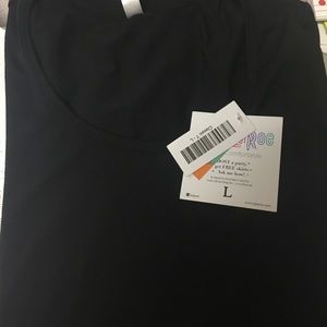 NWT Black Lularoe Classic T