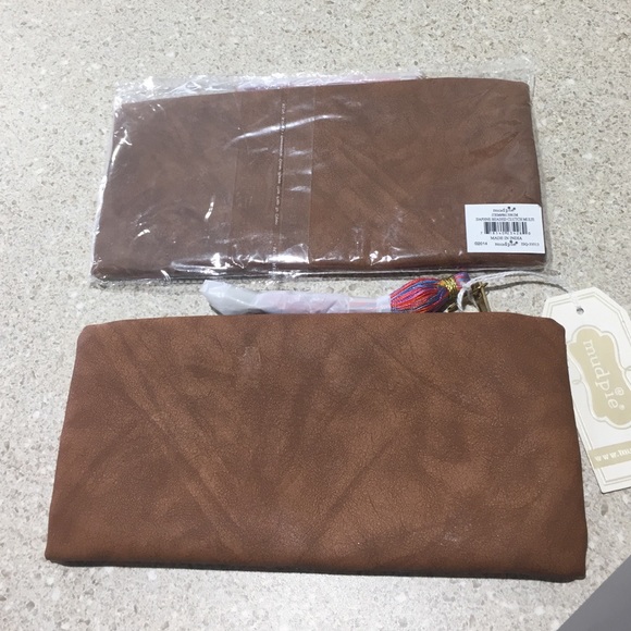 Beaded wristlets - Picture 2 of 3