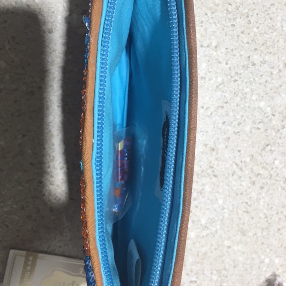 Beaded wristlets - Picture 3 of 3