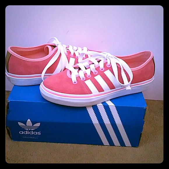 Adidas Adria lo