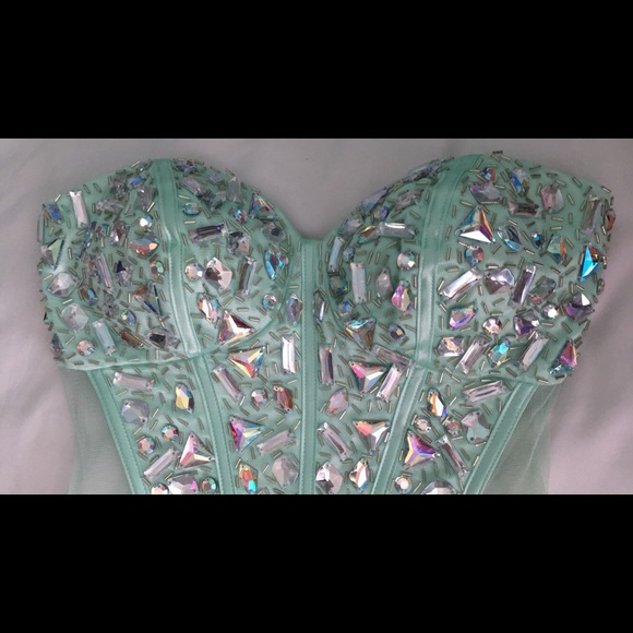 Prom Dress | Bee Darlin | Mint green - Picture 3 of 4