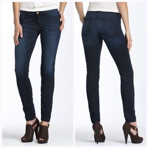 ⭐️SALE⭐️ J Brand The Legging Stretch Jeans 28x31