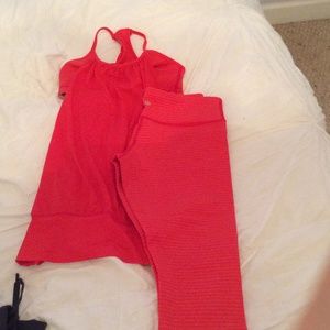 LuLulemon top