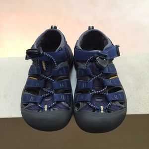 Keen waterproof sandals - toddler size 10