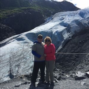 Meet your Posher, Leeann