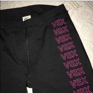 VSX CROP LEGGINGS