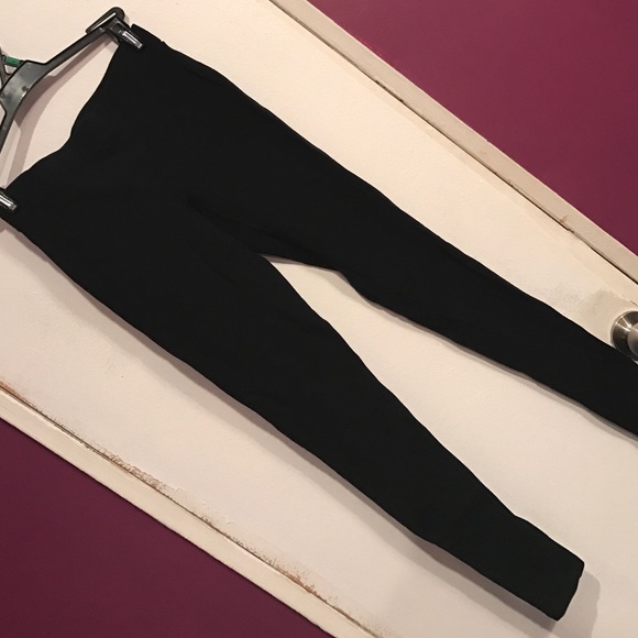 Plain black express leggings