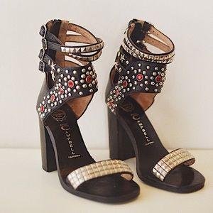 PRE-VDAY SALE! Jeffrey Campbell Lakota Sandals