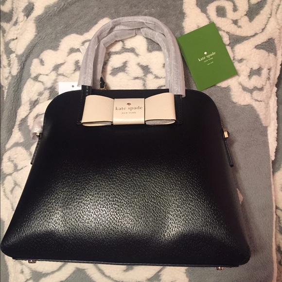 NWT Kate Spade Maise black and cream purse