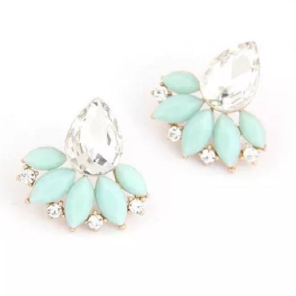 Jewelry - Statement earrings