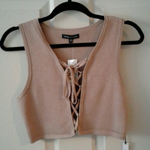 Kendall & Kylie crop top