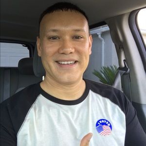 Meet your Posher, Eduardo