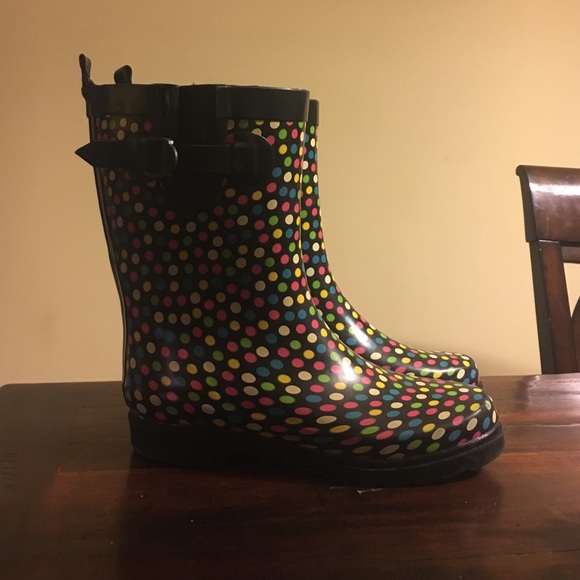 Polk a dot rain boots