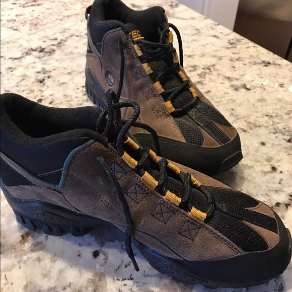 Hi-tec hiking boots