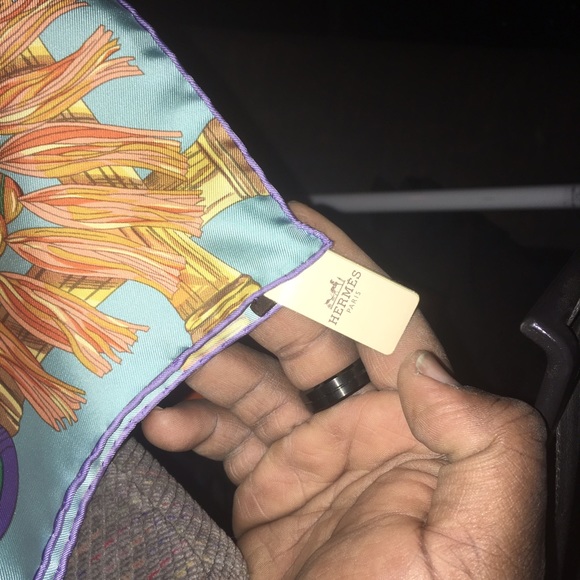 An authentic Hermès Scarf Never been worn!!!