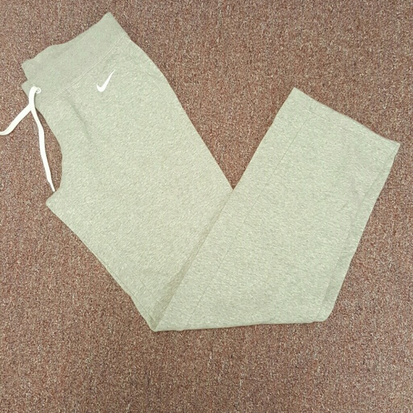 EUC Nike Sweatpants