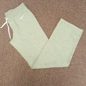 EUC Nike Sweatpants