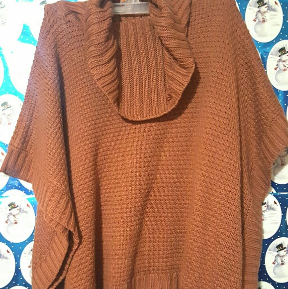 Sweater - Picture 2 of 3