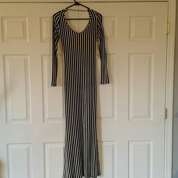 BRAND NEW BACKLESS MAXI