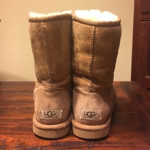 Classic II Short Uggs