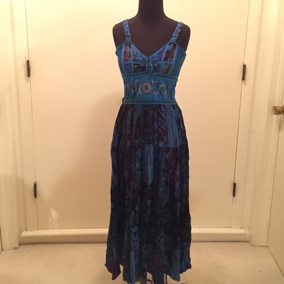 Beautiful Blue Woodstock Dress