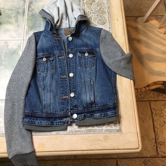 American eagle denim sweatshirt jacket