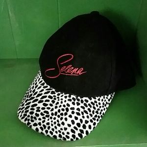 Selena stylish baseball cap..