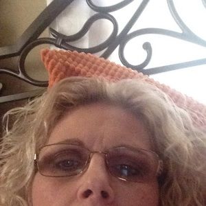 Meet your Posher, Cathy