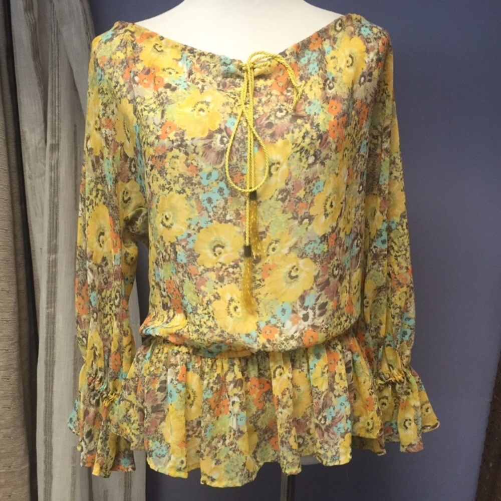 Bohemian yellow top.