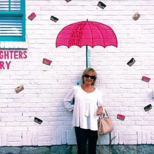 Meet your Posher, Lisa